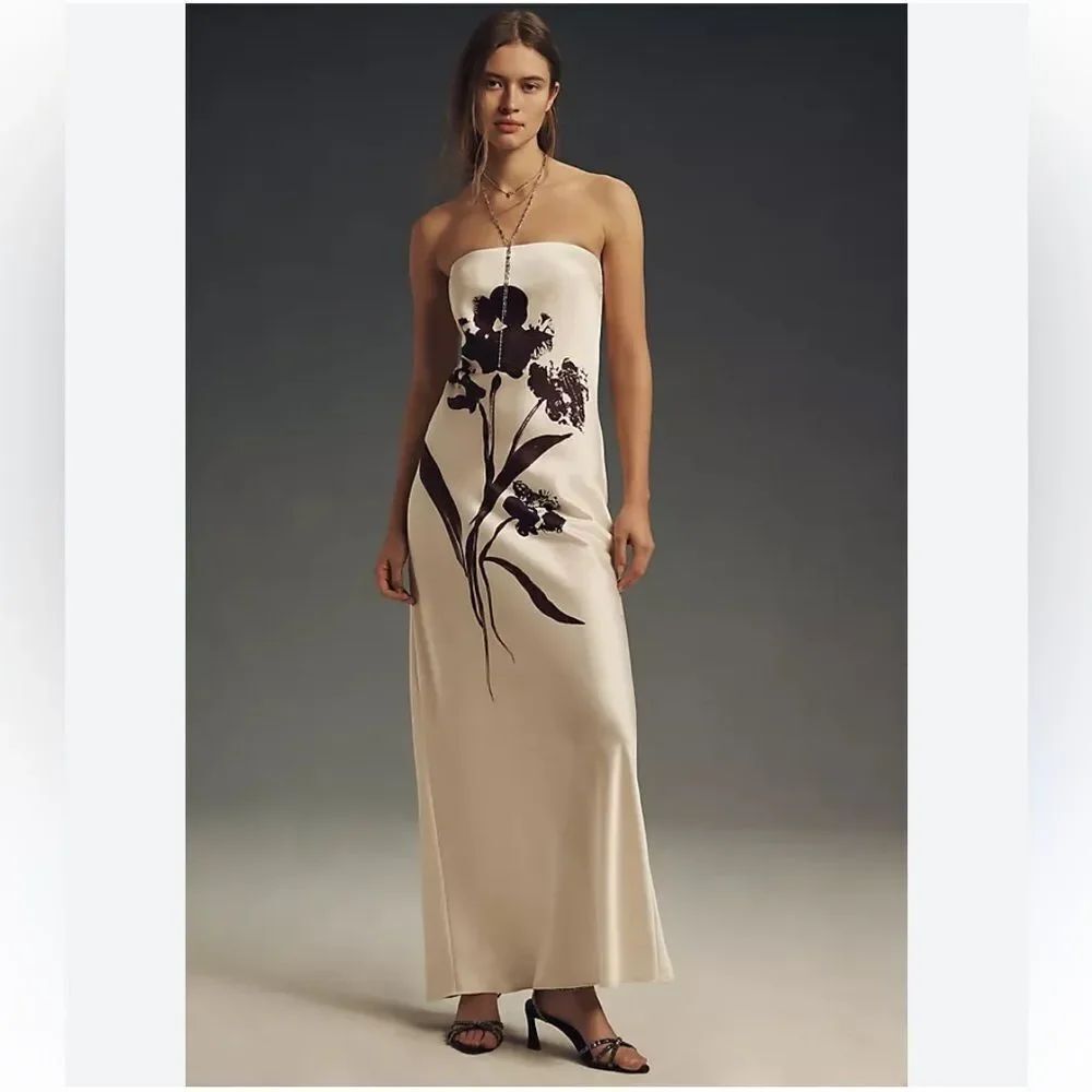 The Fleur Strapless Satin Maxi
Slip Dress by Anthropologie Black & White Large
